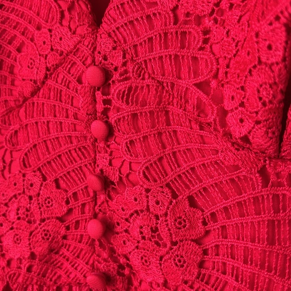 GIANNI BINI RED LACE PUFF SLEEVE MIDI DRESS - Picture 5 of 12